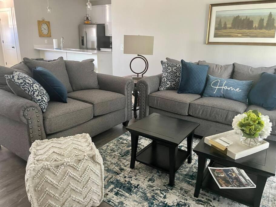 Main Floor 2 Bedroom Condo In 贝滕多夫 外观 照片